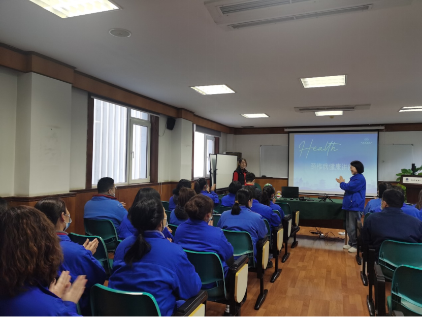 進企業 送健康｜武體運動康復團隊赴企業開展健康講座