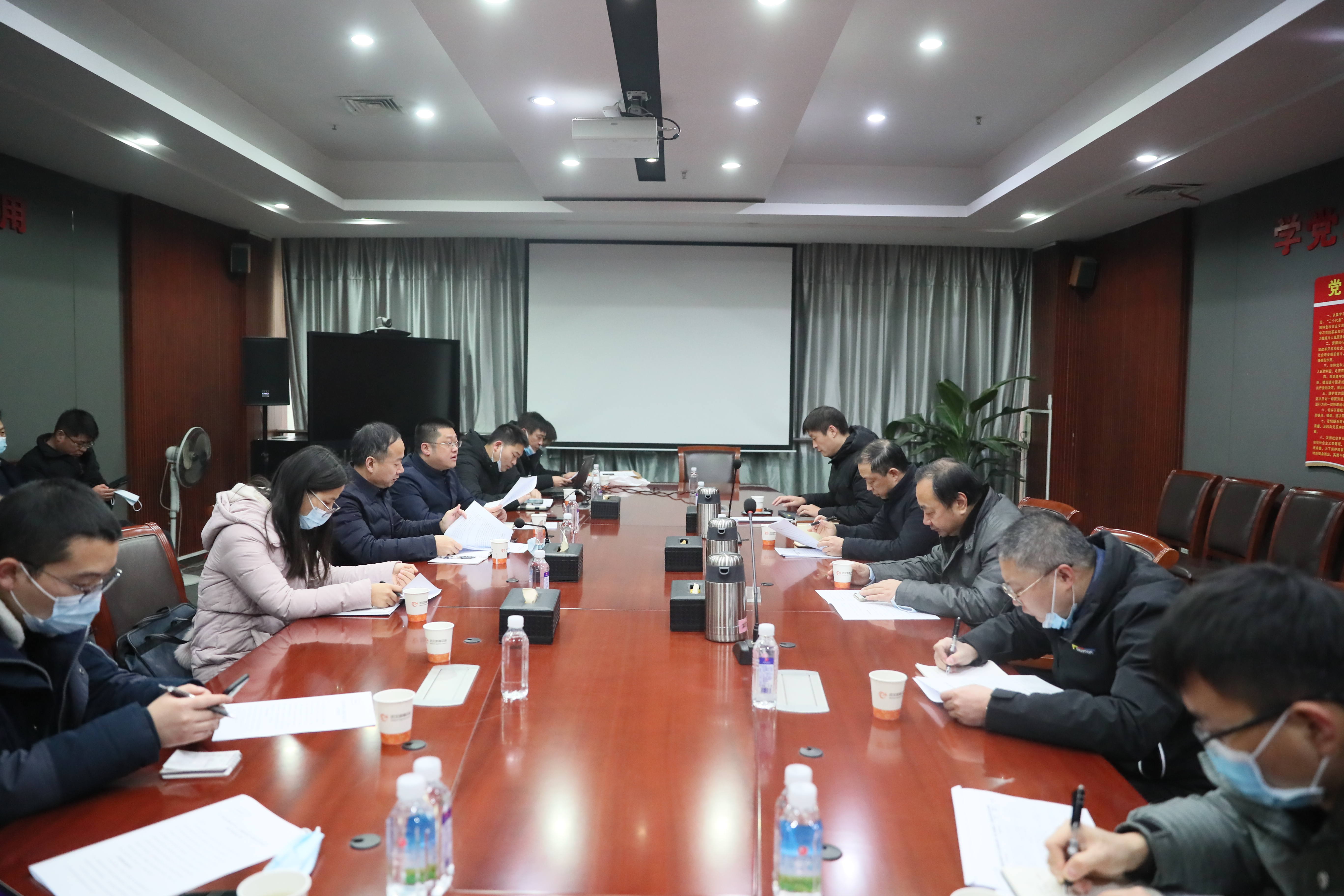 市紀委監委派駐市城建局紀檢監察組調研武漢體育中心平戰結合改造項目(圖6)