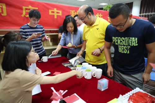 武漢體育中心舉辦“我們的節日·中秋”主題活動(圖3)